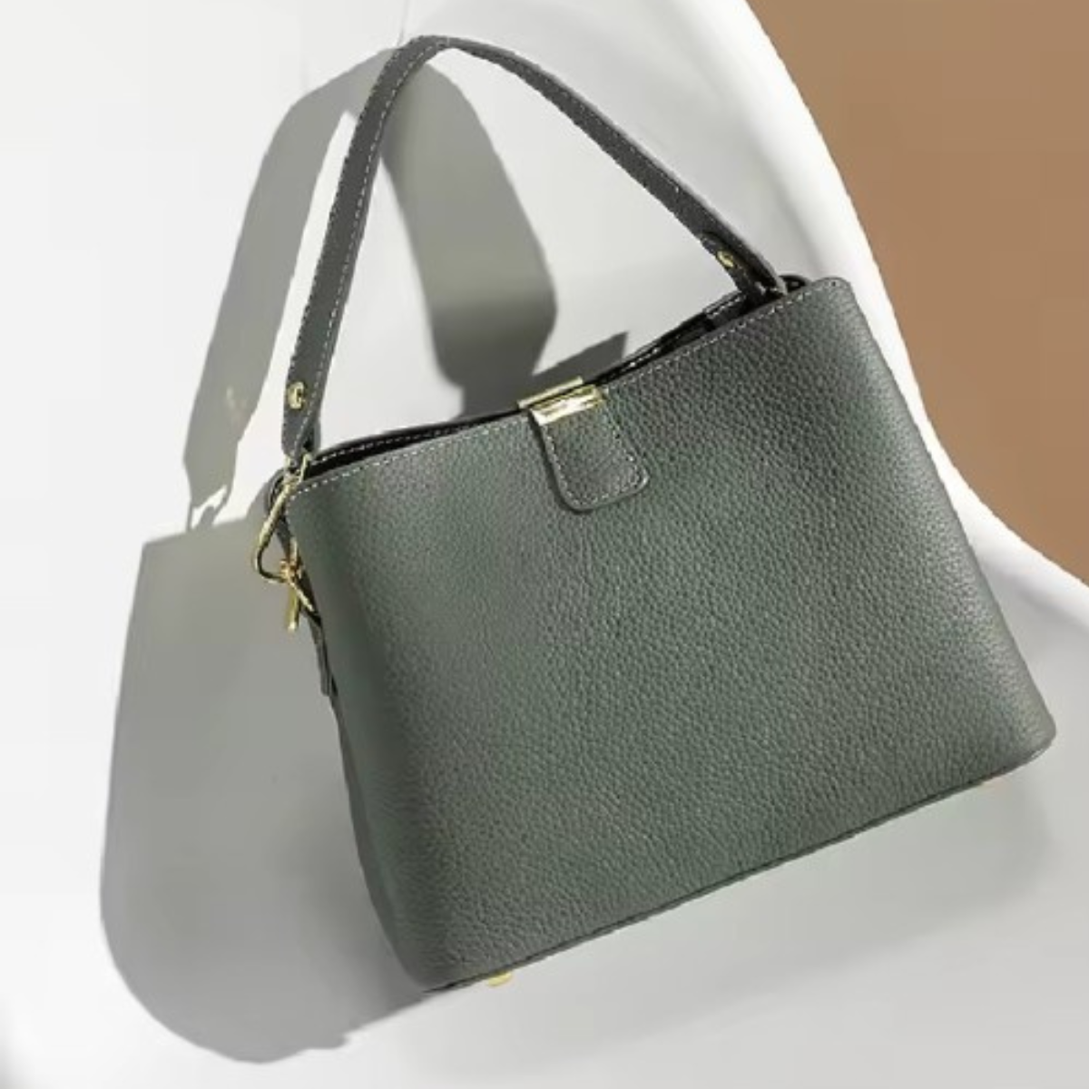 Isadora Pebbled Bucket